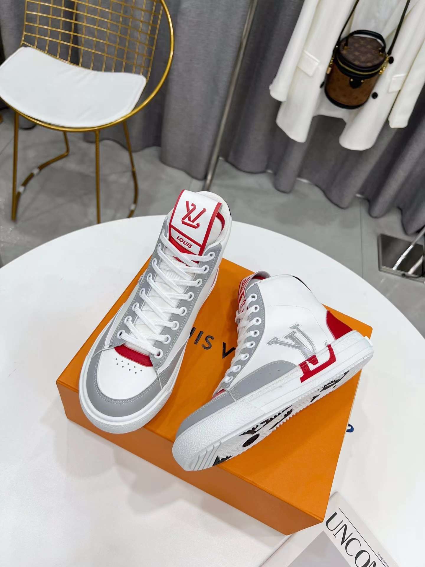 New Fashion LV Women Shoes L316