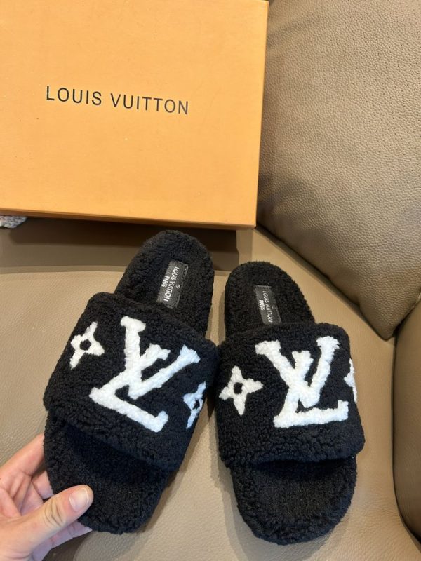 New Fashion LV Women Shoes L419