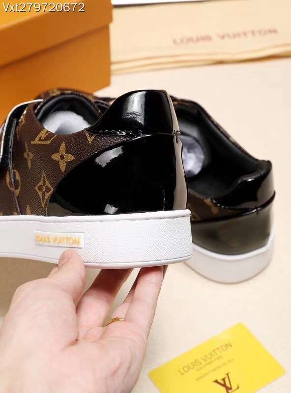 New Fashion Women LV Shoes 062 PA