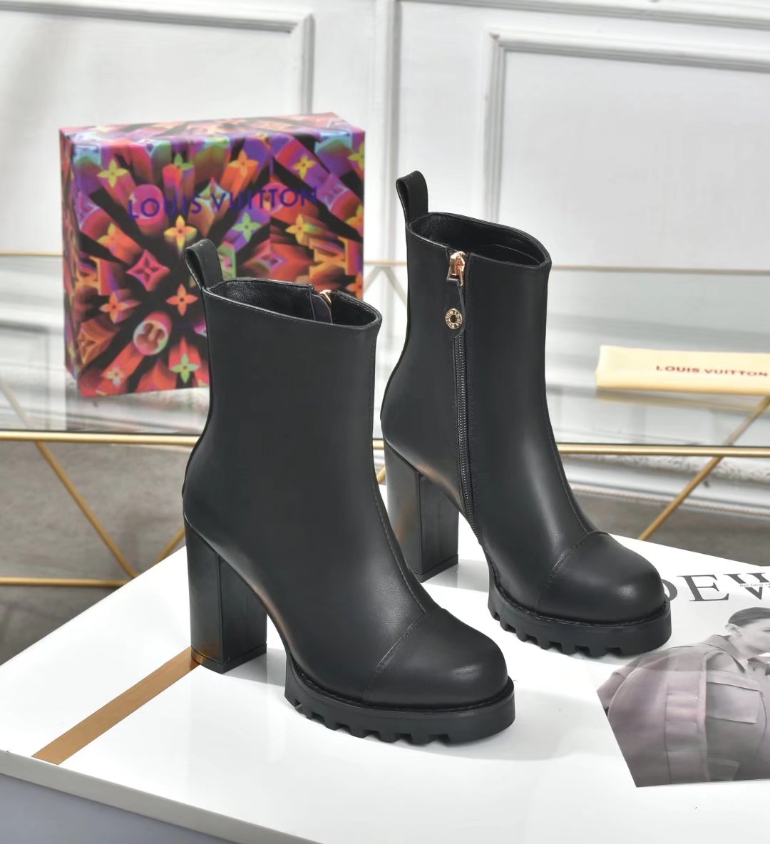 New Fashion LV Women Shoes L089