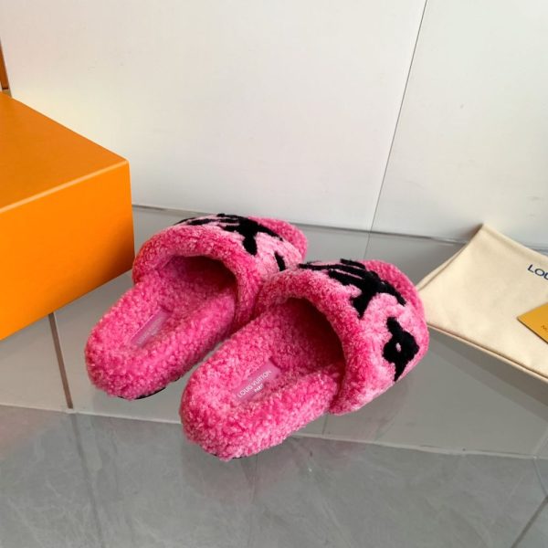 New Fashion LV Women Shoes 335 PA New Fashion LV Women Shoes 335 PA