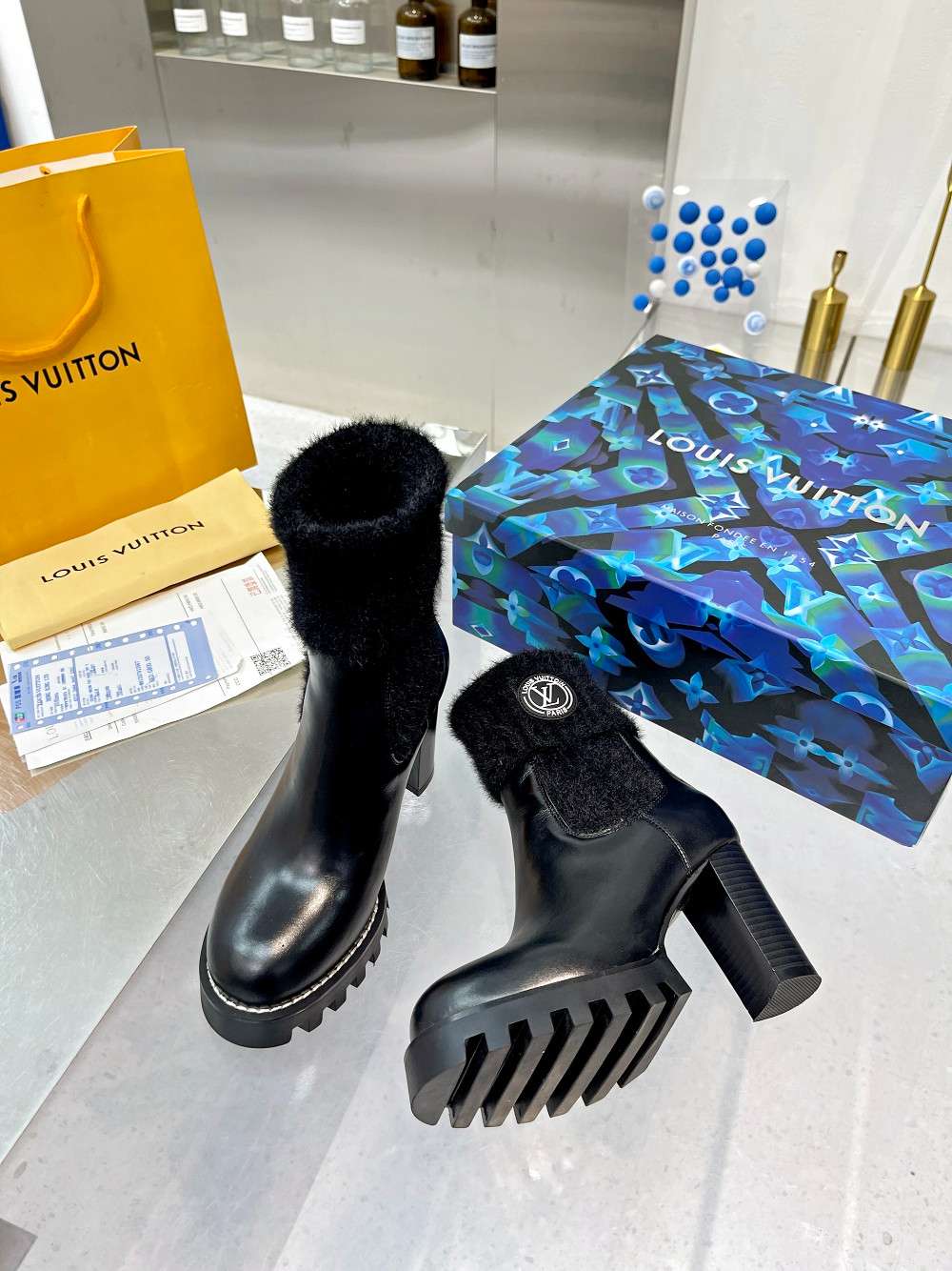 New Fashion LV Women Shoes L032 New Fashion LV Women Shoes L032