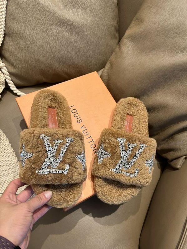 New Fashion LV Women Shoes L430