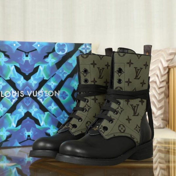 New Fashion LV Women Shoes 325 PA New Fashion LV Women Shoes 325 PA