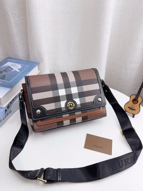 New Fashion Burberry Handbag B001 QA