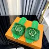 New Fashion LV Women Shoes 357 PA