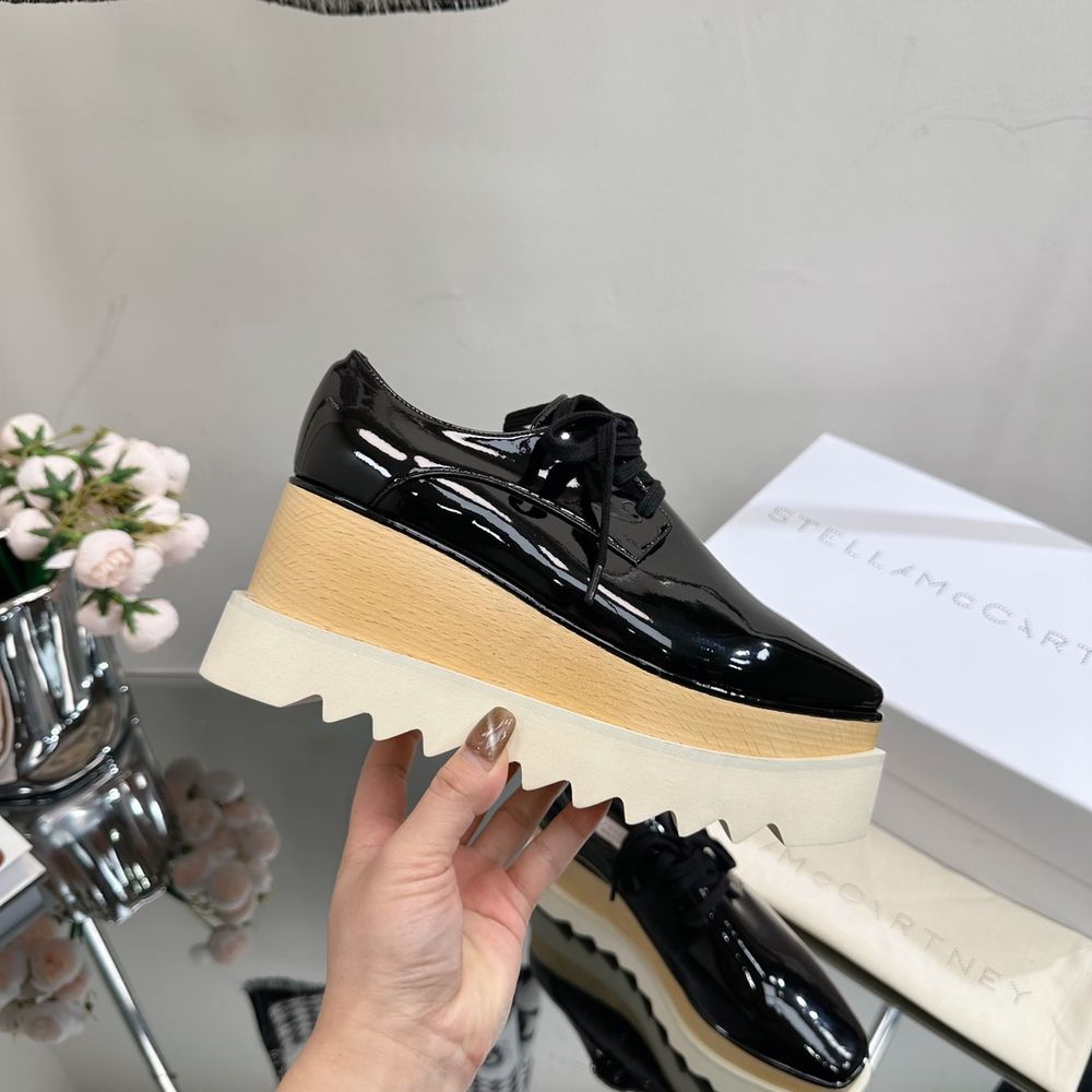 New Fashion LV Women Shoes L351