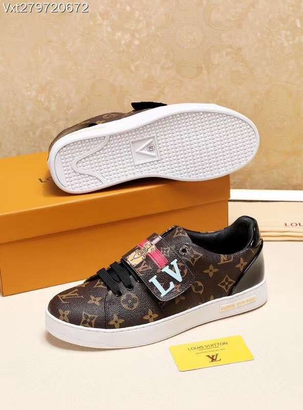 New Fashion Women LV Shoes 062 PA
