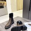 New Fashion LV Women Shoes 328 PA