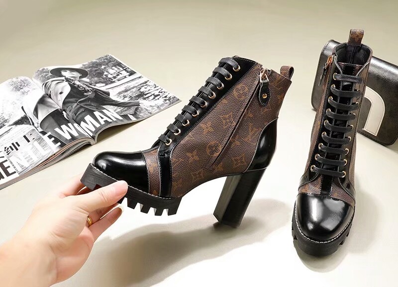 New Fashion LV Women Shoes L111