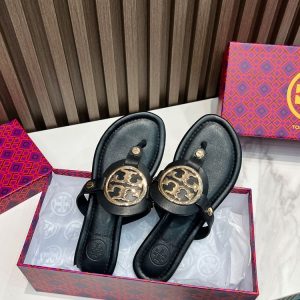 New Fashion LV Women Shoes 265 PA