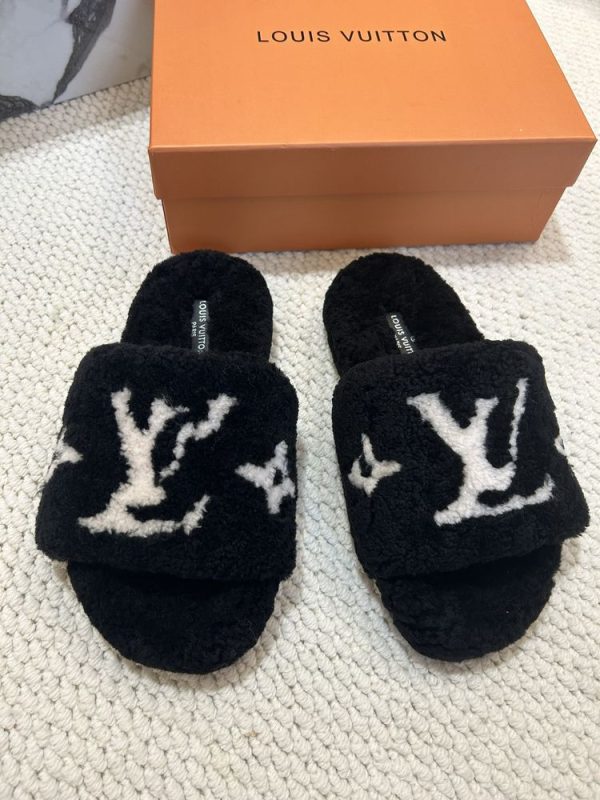 New Fashion LV Women Shoes L421 New Fashion LV Women Shoes L421