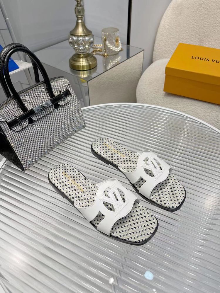 New Fashion LV Women Shoes L248