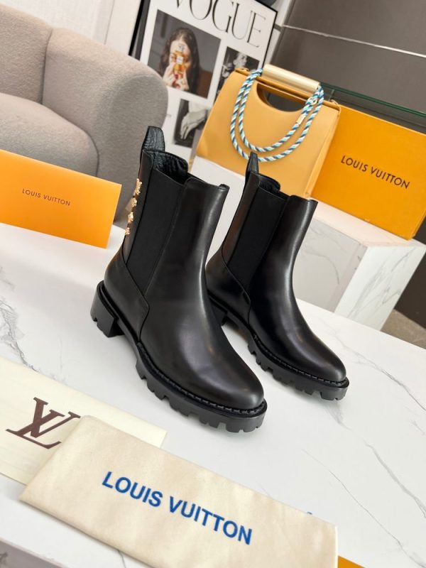 New Fashion LV Women Shoes 332 PA New Fashion LV Women Shoes 332 PA