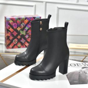 New Fashion LV Women Shoes L089