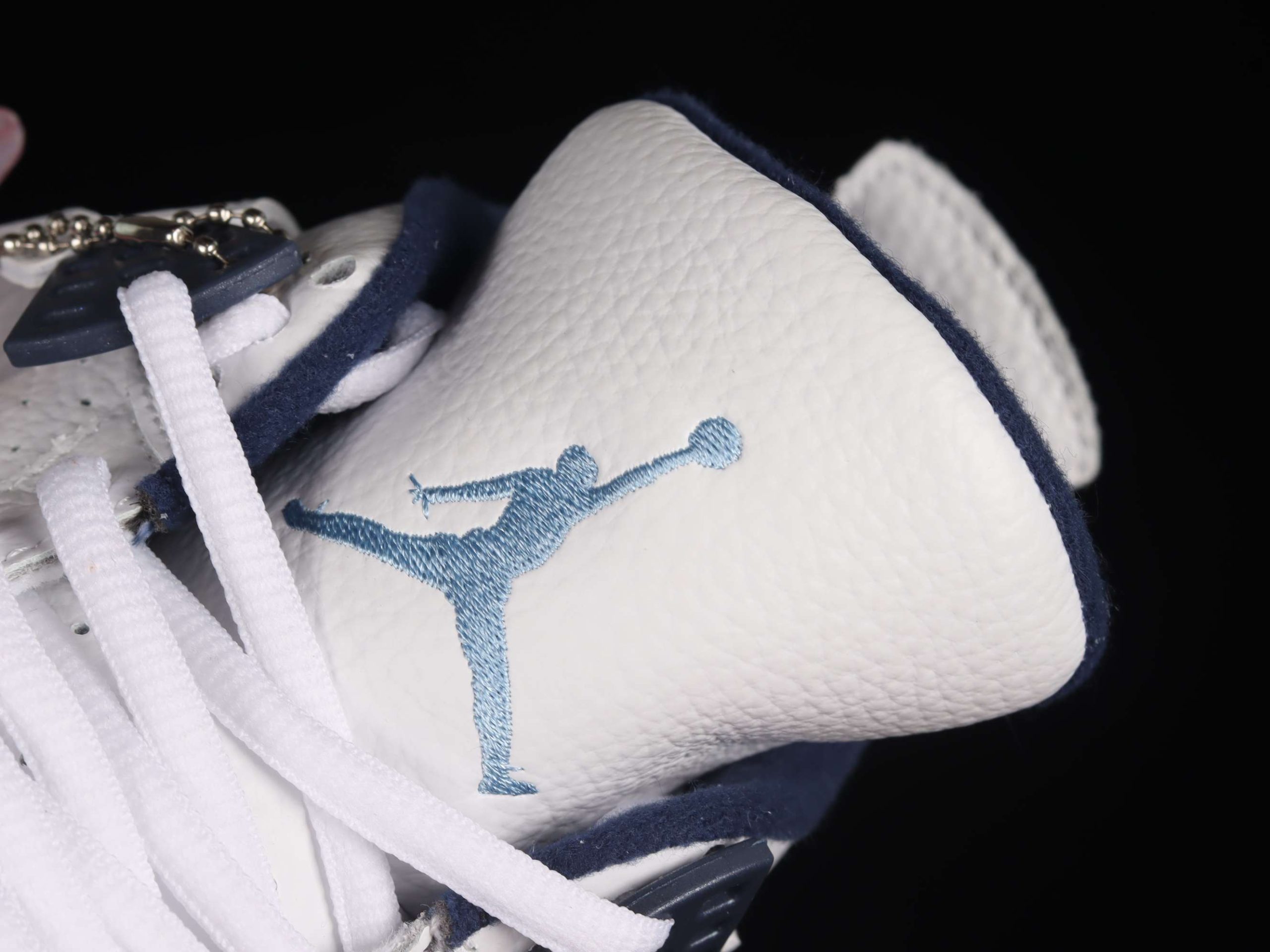 New Arrival AJ4 F 314254-107 Columbia