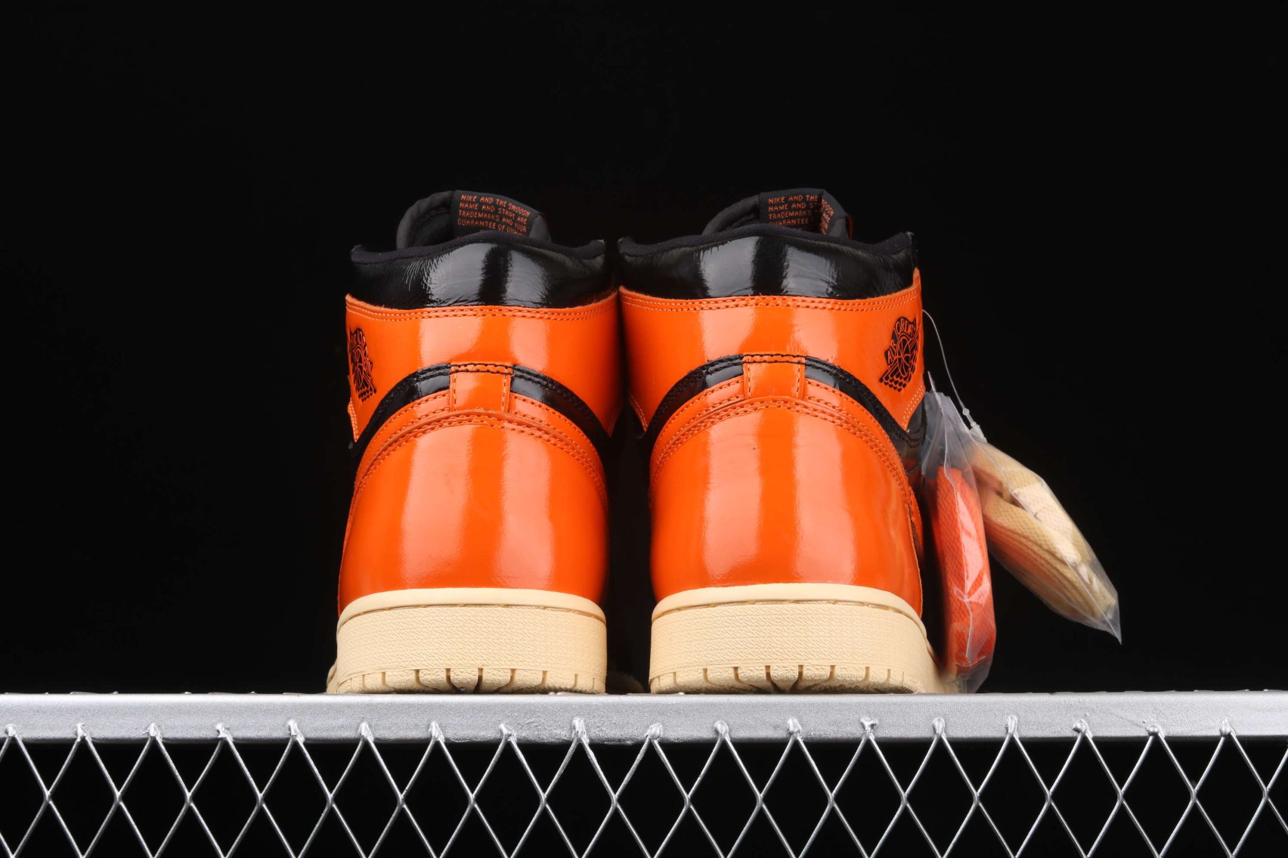New Arrival AJ1 High 555088-028
