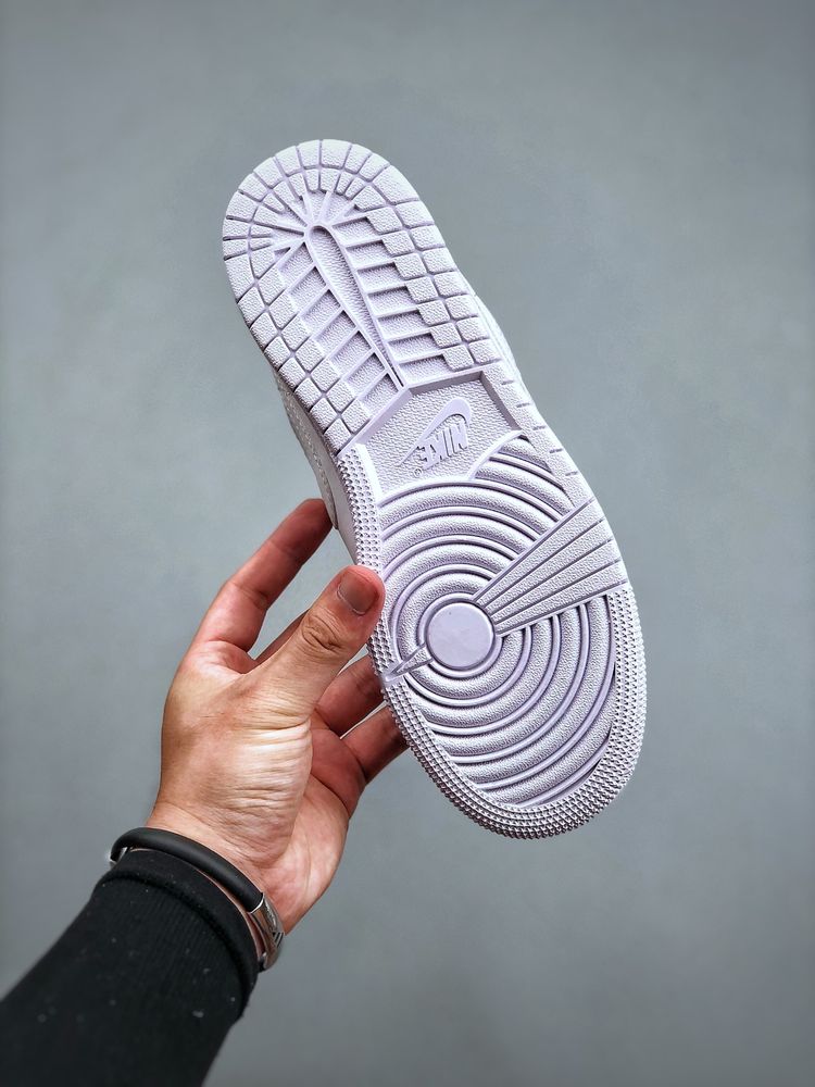New Arrival AJ1 Retro Low ‘Pure Platinum’ 553558-170 AJ3140 TEN