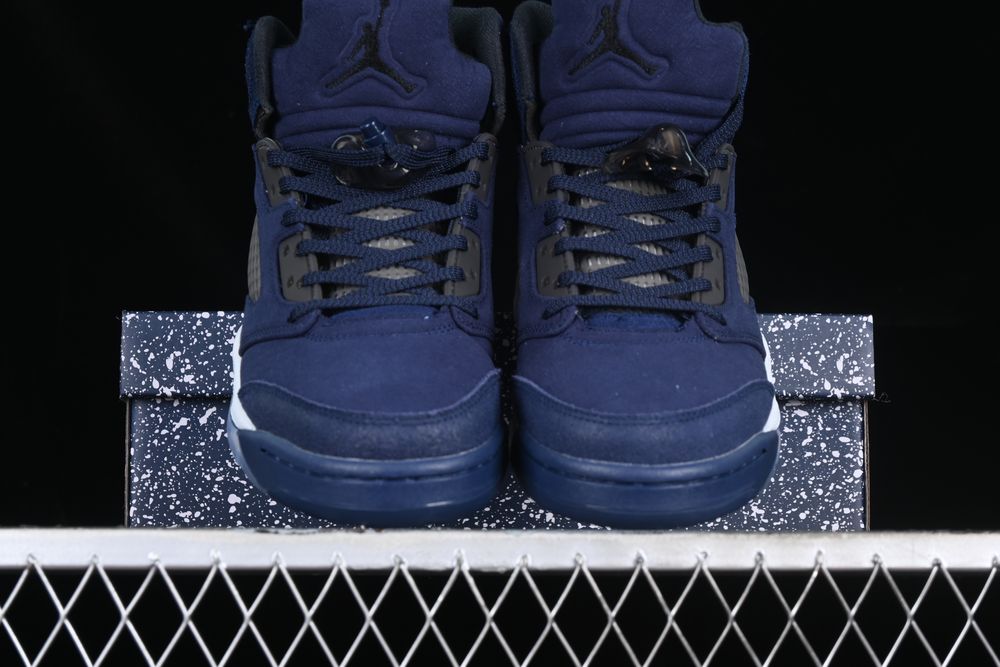 AJ 5 Retro SE ‘Midnight Navy’ FD6812-400 PA