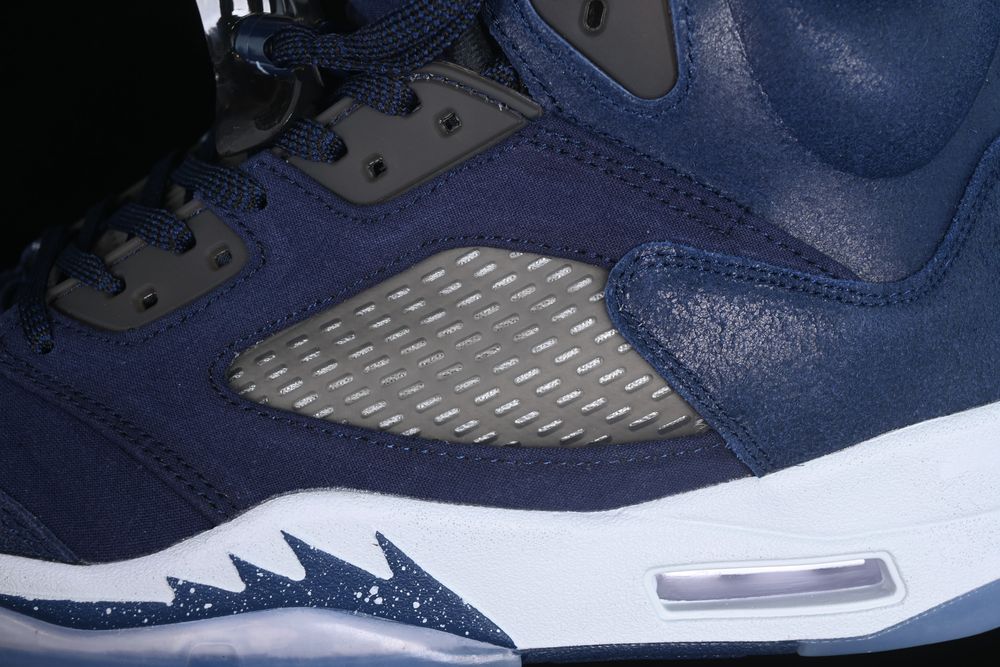 AJ 5 Retro SE ‘Midnight Navy’ FD6812-400 PA