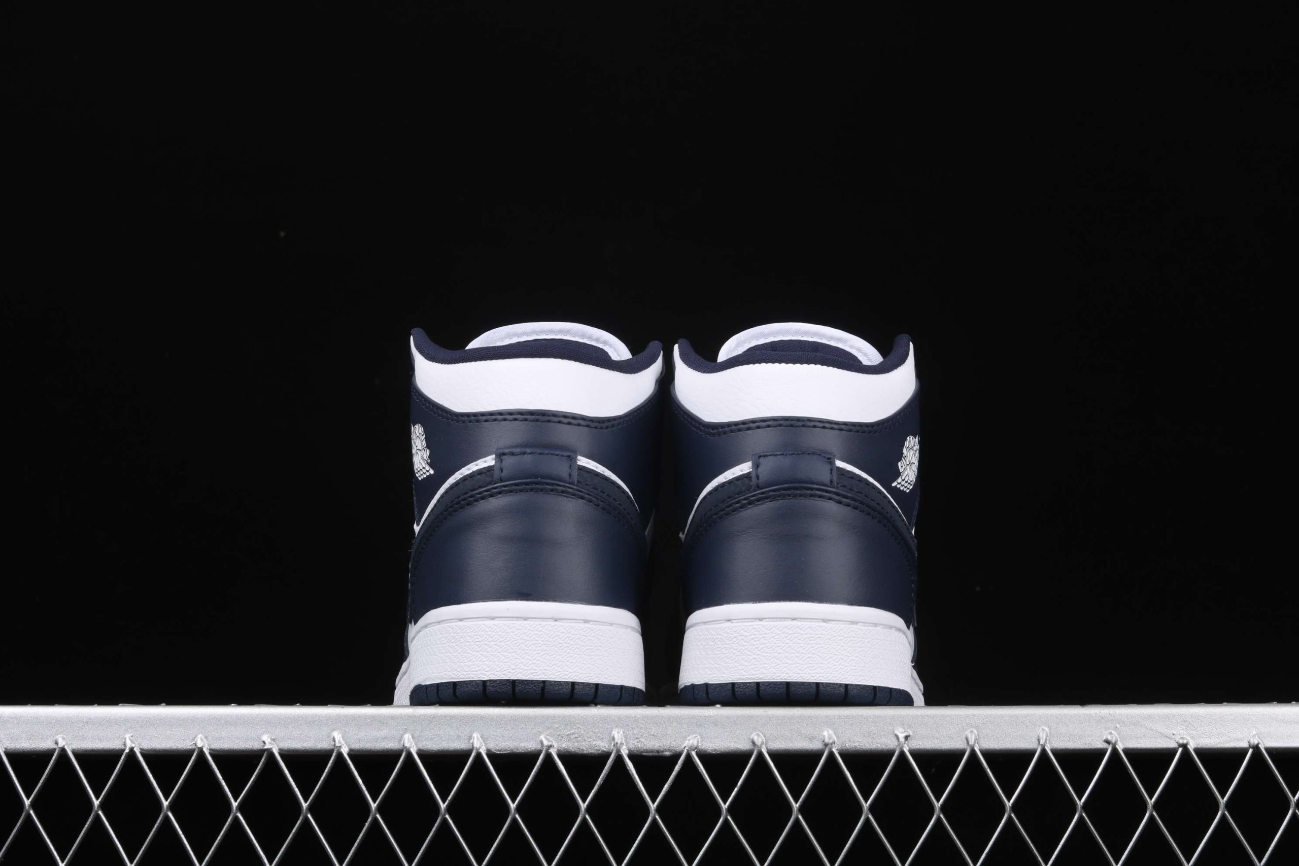 New Arrival AJ1 Mid 554725-174
