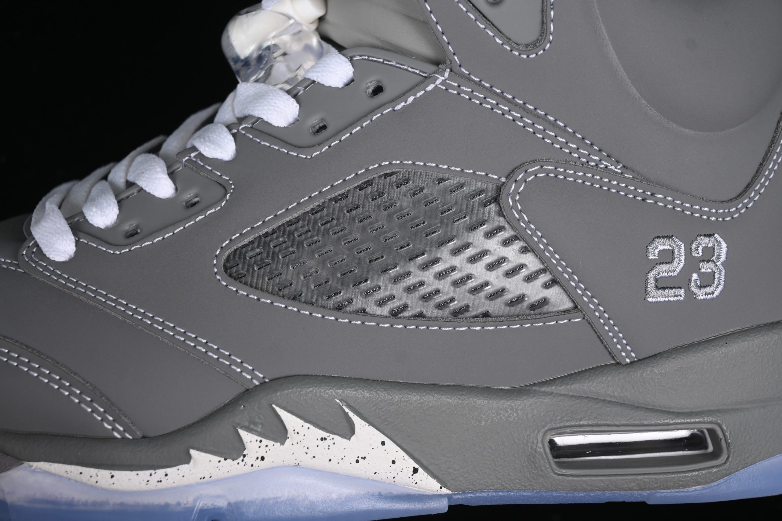 AJ 5 Retro ‘Wolf Grey’ 136027-005 PA