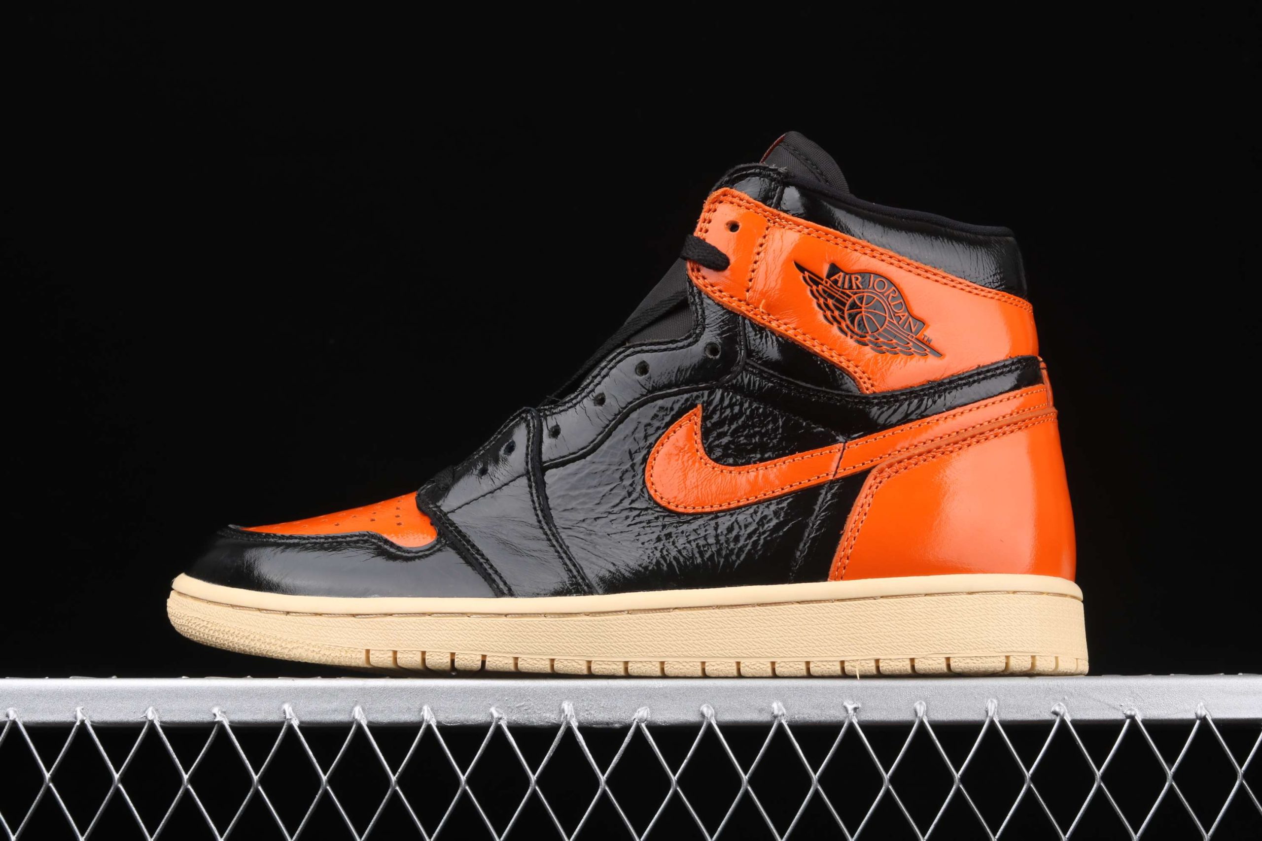 New Arrival AJ1 High 555088-028