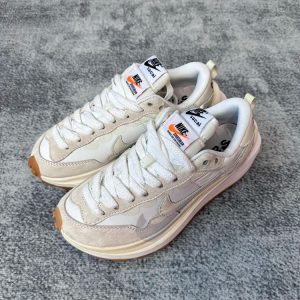 New Arrival Nike Sacai x VaporWaffle DD1875-200 AJ3078 TEN