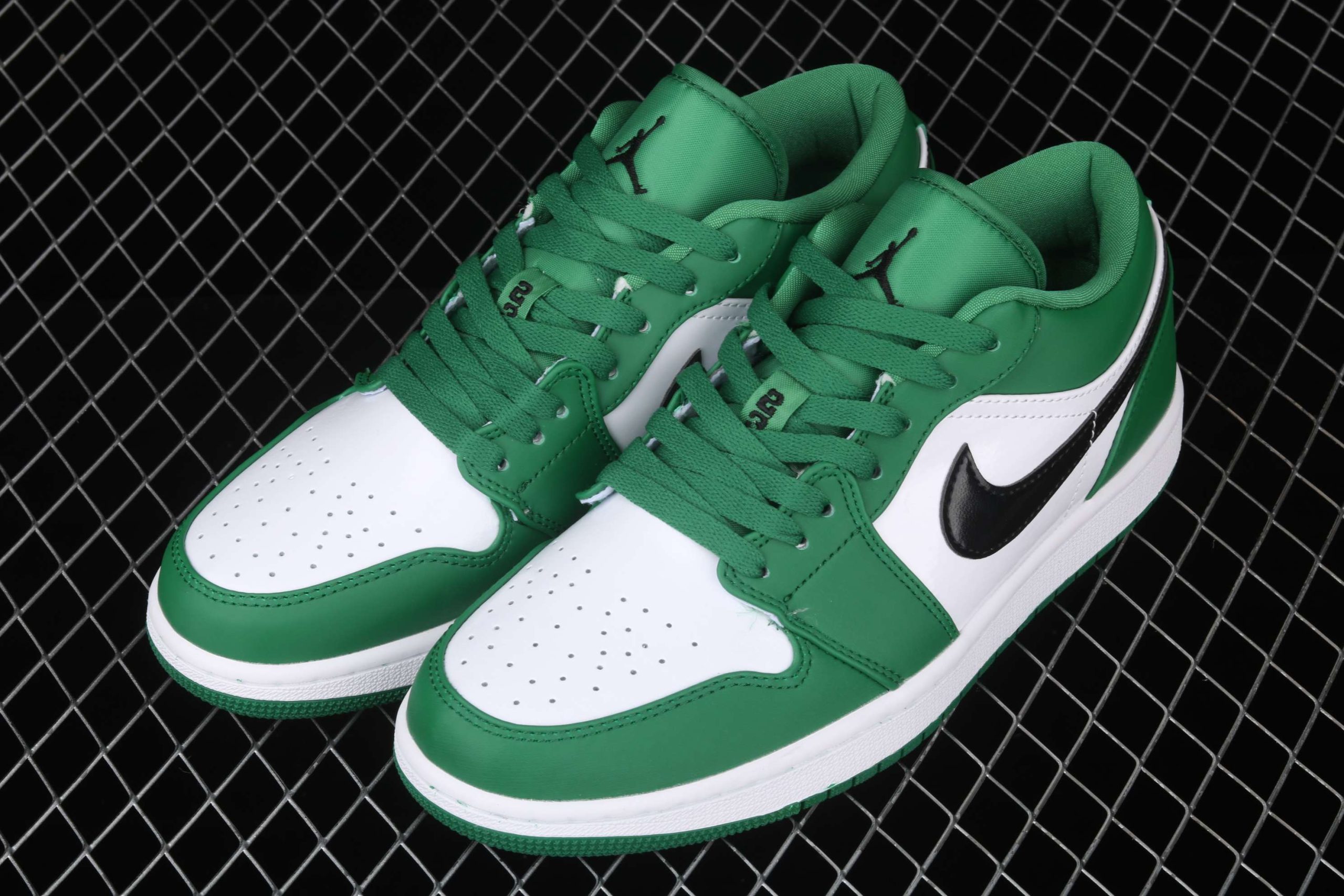 New Arrival AJ1 Low 553558-301