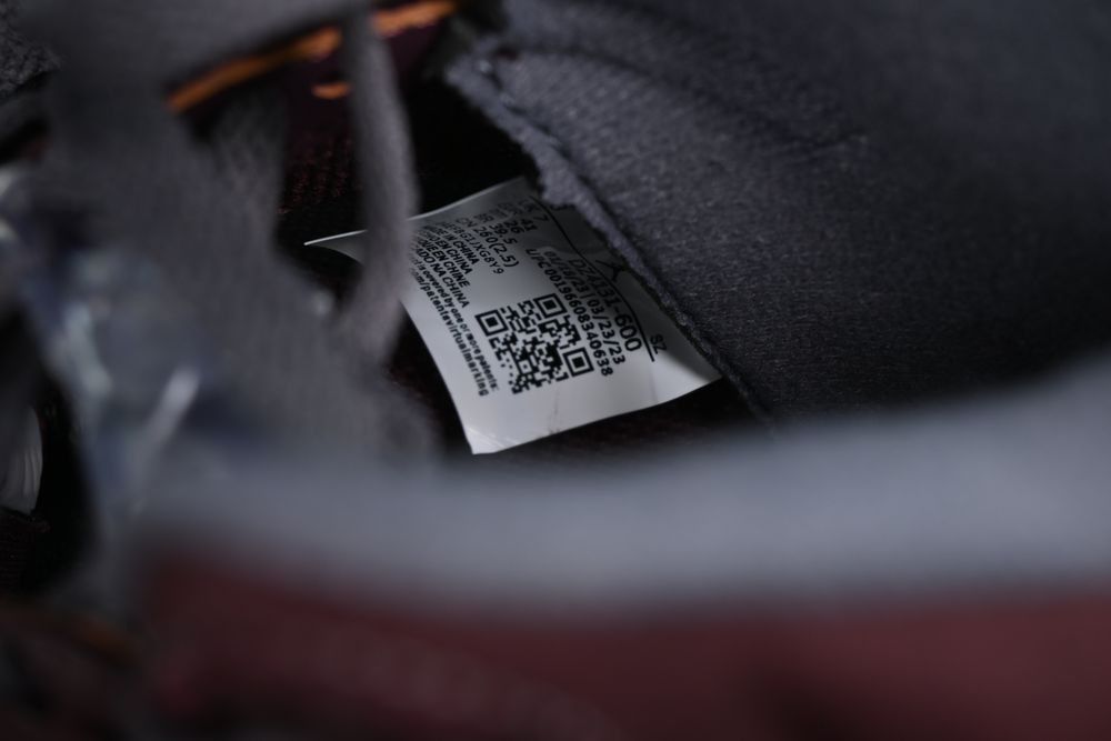AJ 5 Retro SE ‘Burgundy’ DZ4131-600 PA