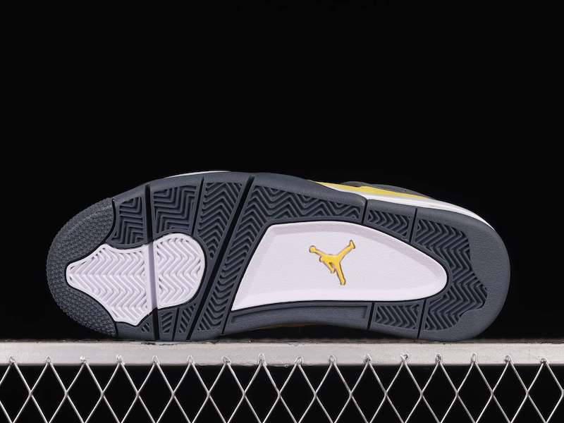 New Arrival AJ4 LJR CT8527-700 Retro Lightning