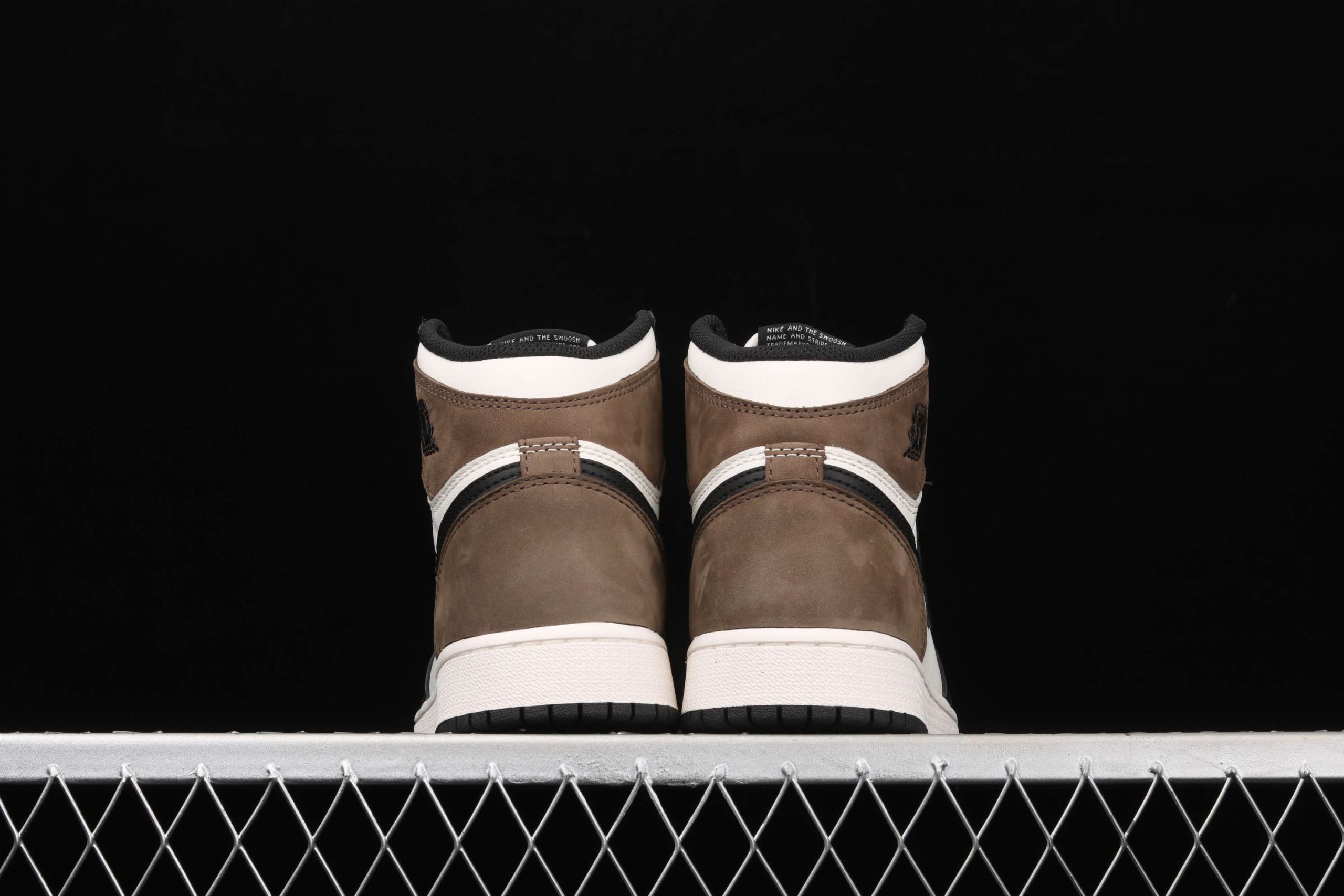 AJ 1 High Dark Mocha 575441-105 AJ 1 High Dark Mocha 575441-105