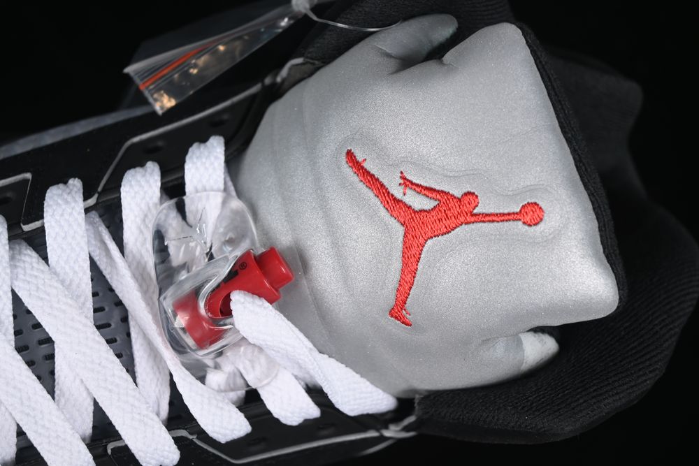 AJ 5 Black Metallic Reimagined HF3975-001 PA