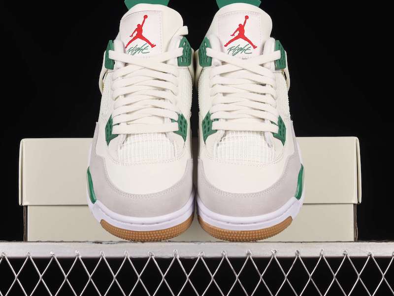 New Arrival AJ4 LW DR5415-103 Pine Green