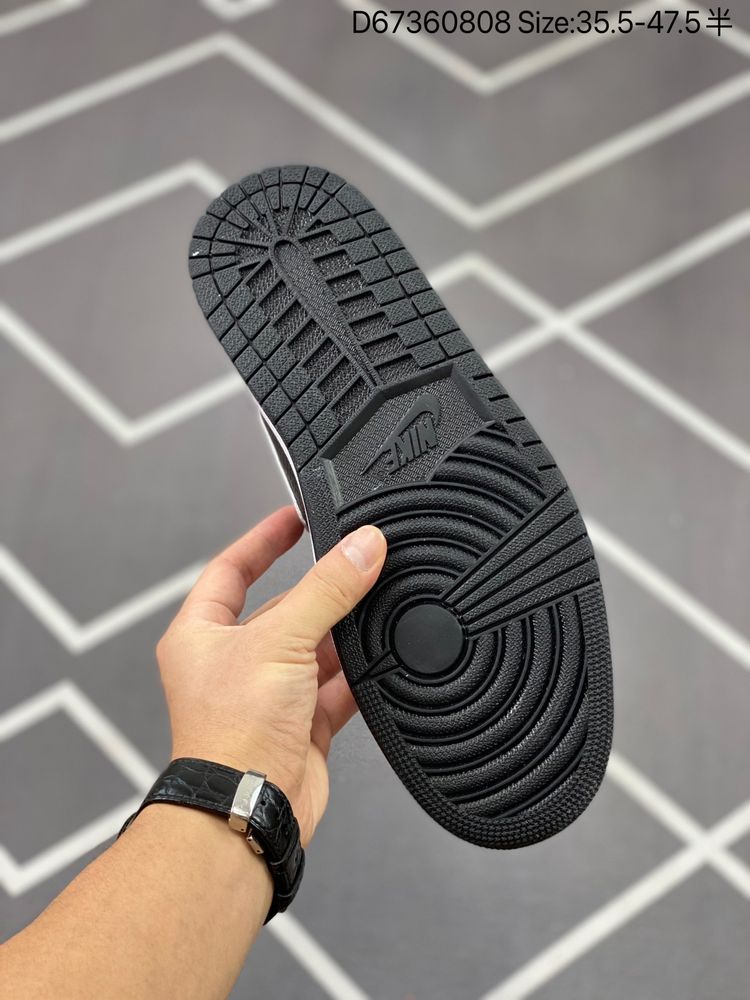 New Arrival AJ 1 Michigan 554724-707 AJ3240 TEN