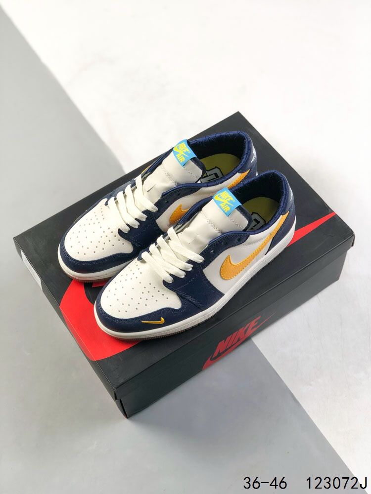 New Arrival AJ1 Low OG Marquette AJ3030 TEN