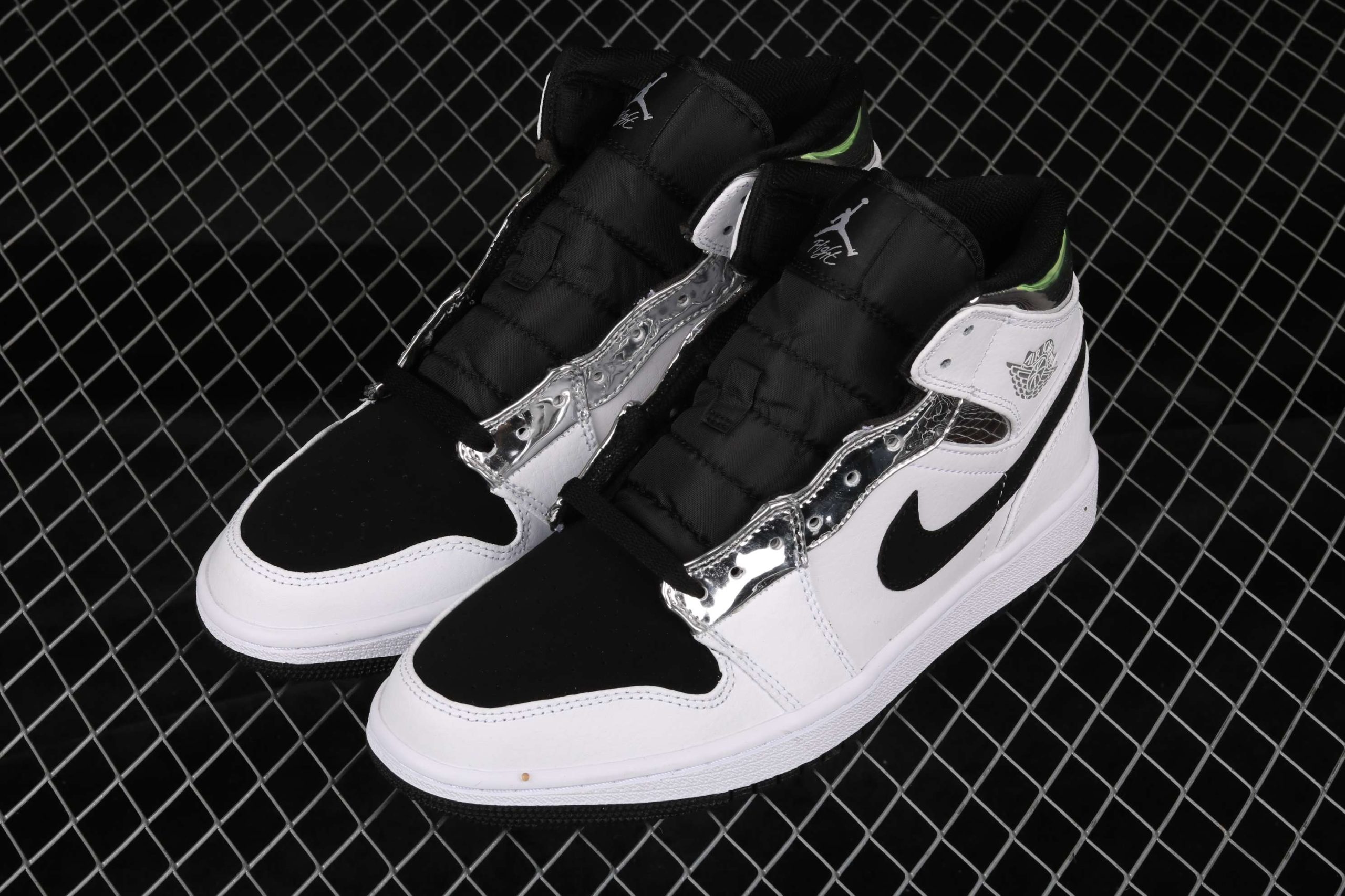 New Arrival AJ1 Mid 554724-121