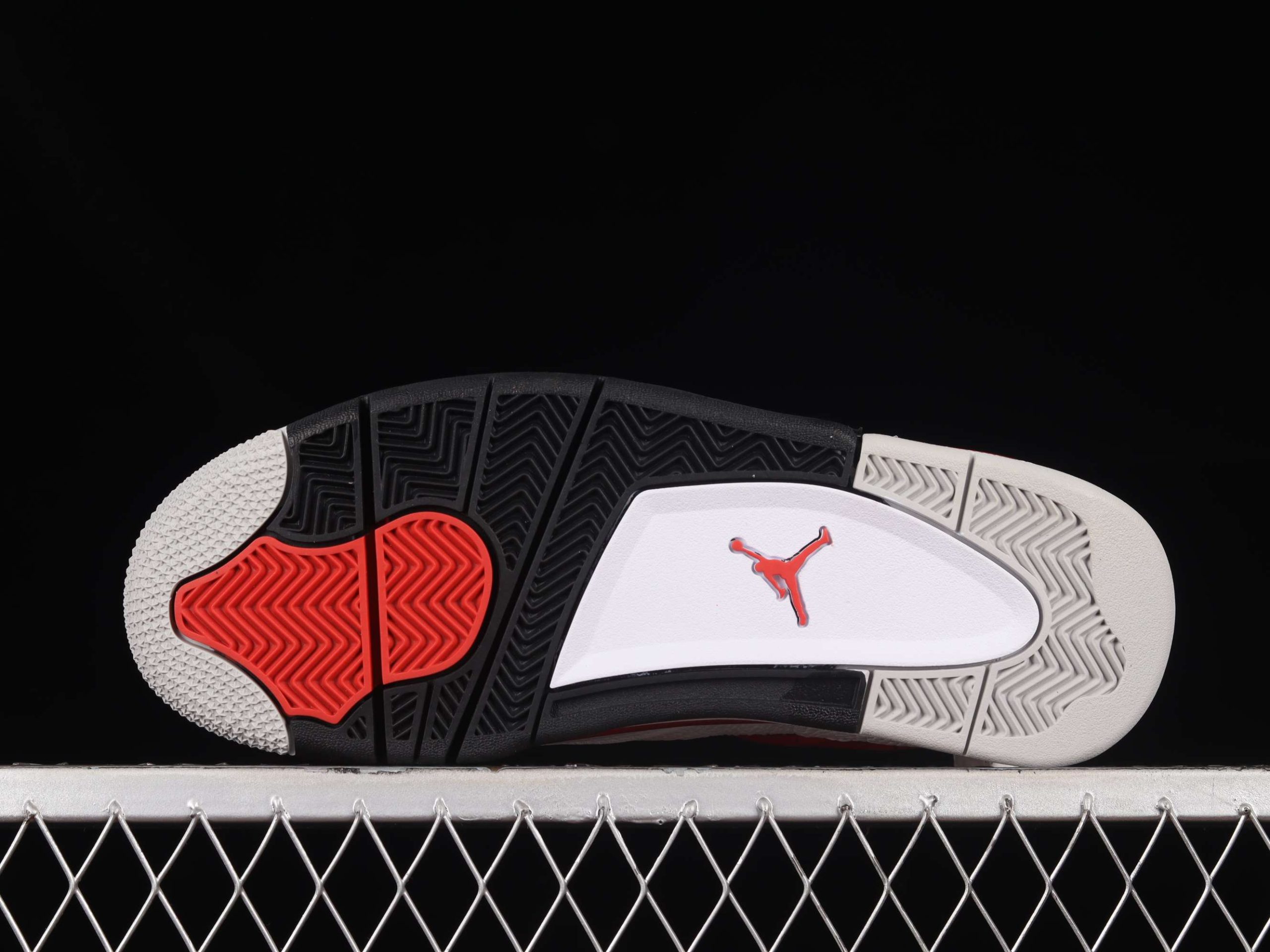 New Arrival AJ4 DH6927-161 Red Cement
