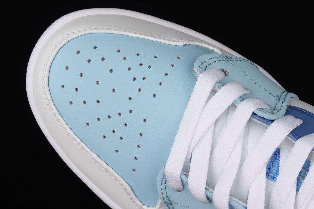 New Arrival AJ1 Low DM5442-040 New Arrival AJ1 Low DM5442-040