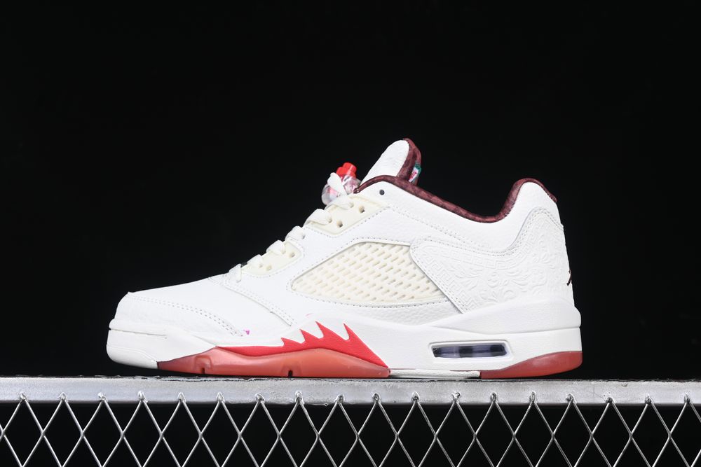 AJ 5 Low El Grito Sail Dark Pony HF8833-100 PA AJ 5 Low El Grito Sail Dark Pony HF8833-100 PA