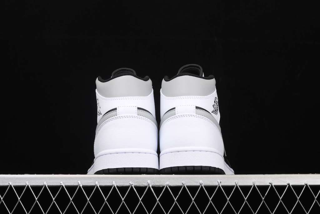 New Arrival AJ1 Mid 554724-073