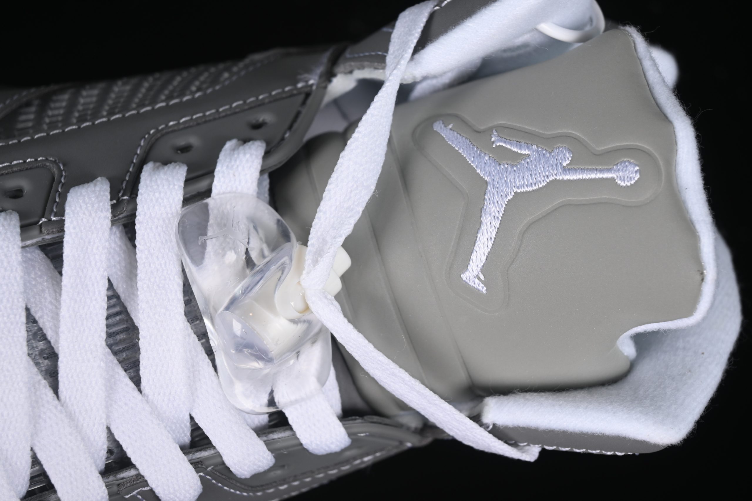 AJ 5 Retro ‘Wolf Grey’ 136027-005 PA