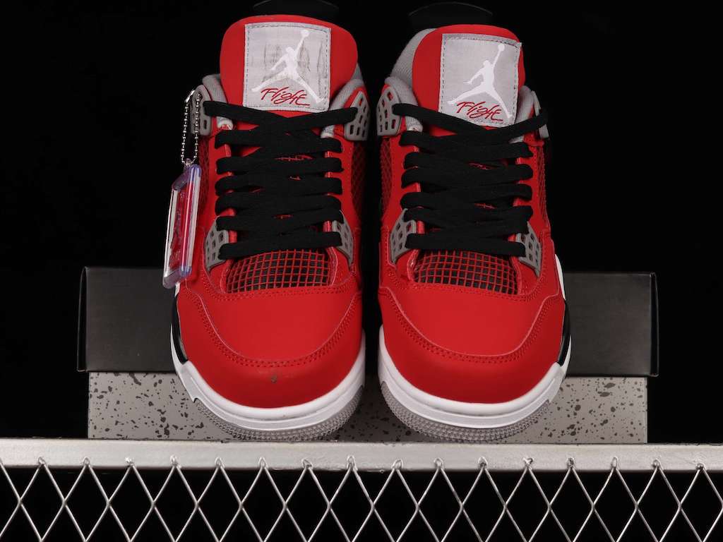 New Arrival AJ4 Toro Bravo 308497-603
