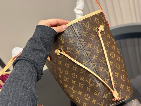 Modern Luxury Daily Bag L5208 FSC Modern Luxury Daily Bag L5208 FSC