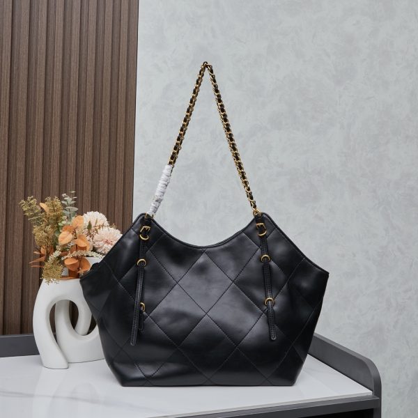 Luxury CN Handbag 2561 BC