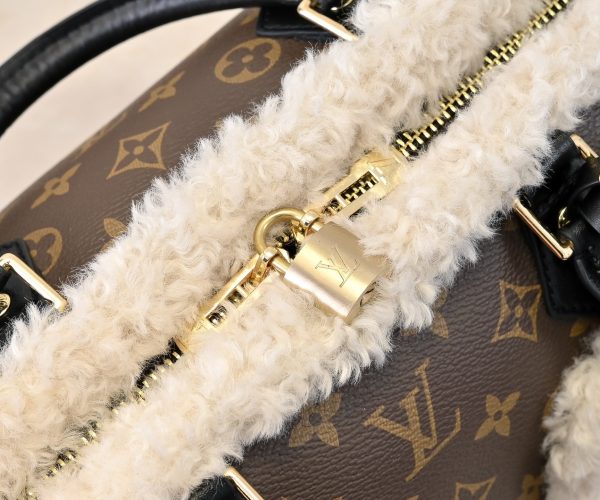 Luxury LV Handbag M26326 BC