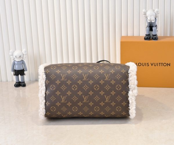 Luxury LV Handbag M26326 BC