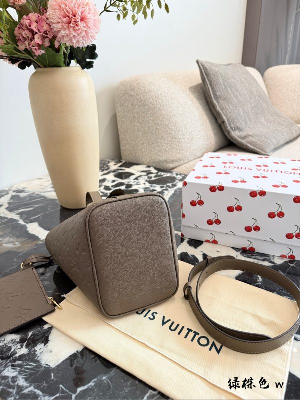 New Fashion LV Handbag LV2510283 QA