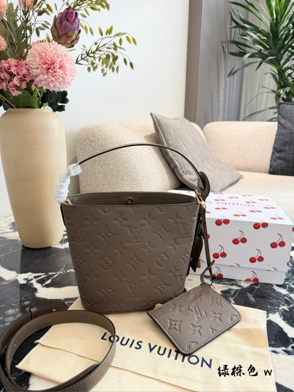 New Fashion LV Handbag LV2510283 QA
