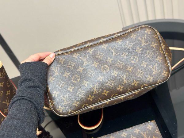 Modern Luxury Daily Bag L5208 FSC Modern Luxury Daily Bag L5208 FSC